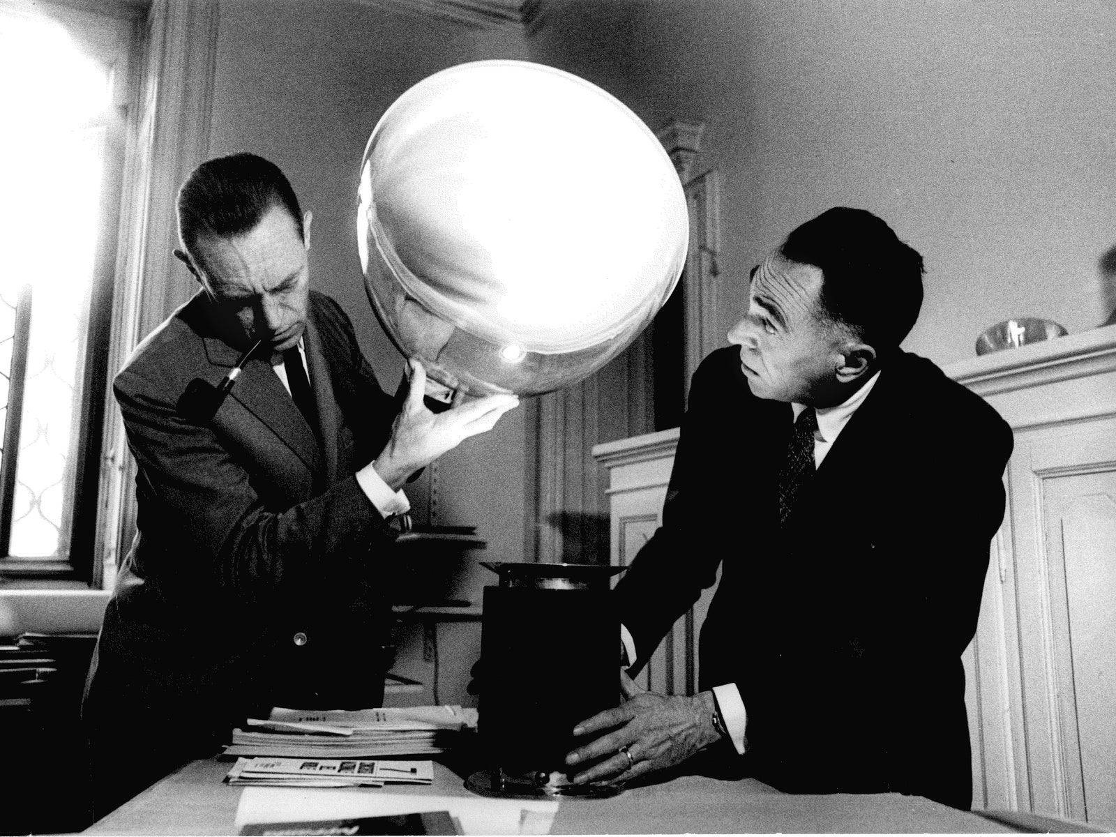 The Castiglioni Brothers’ Taccia, the “Mercedes of Lamps,” Is Still Cruising Decades Later