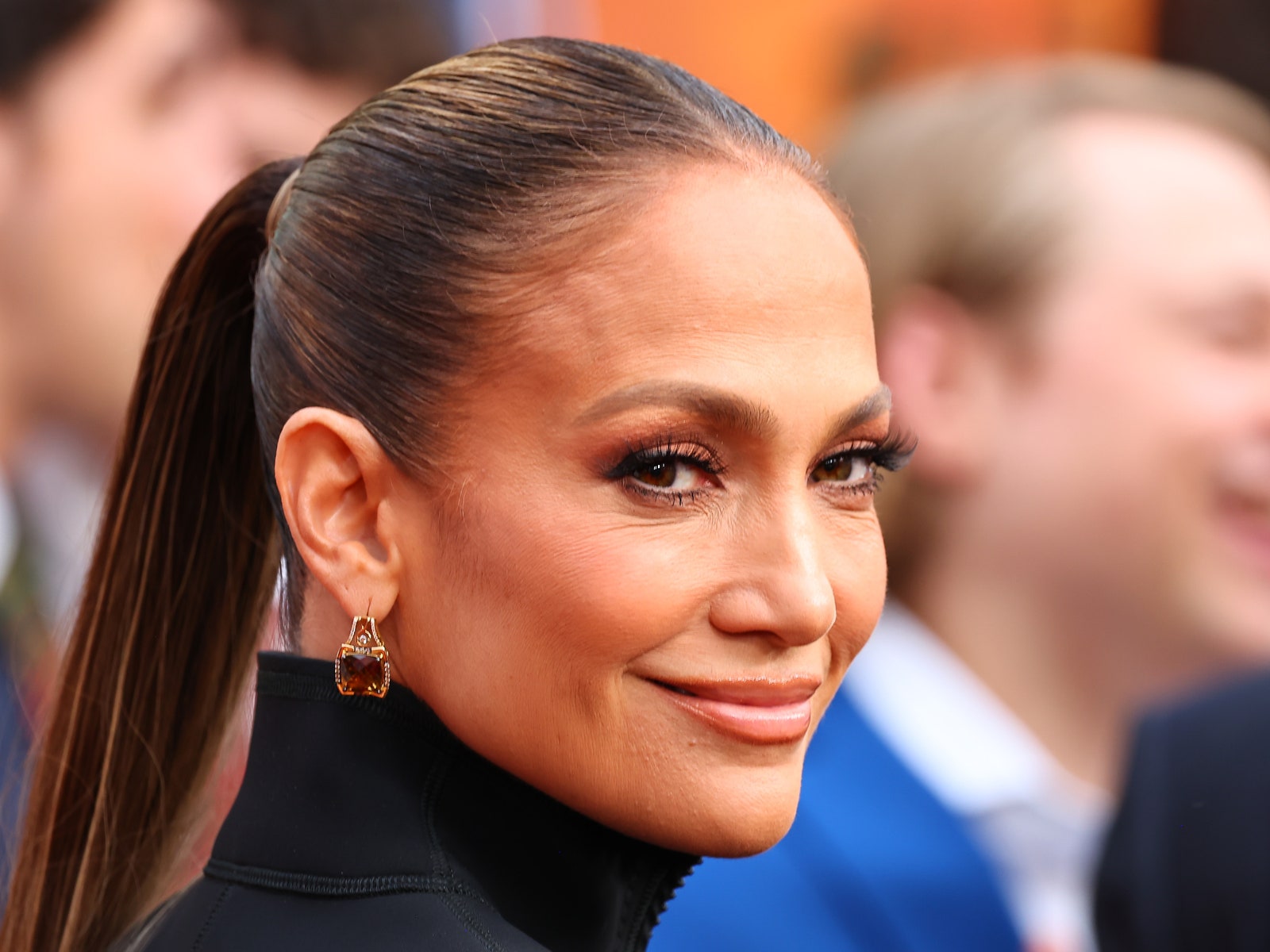 Jennifer Lopez Returns Her Manhattan Penthouse to the Market